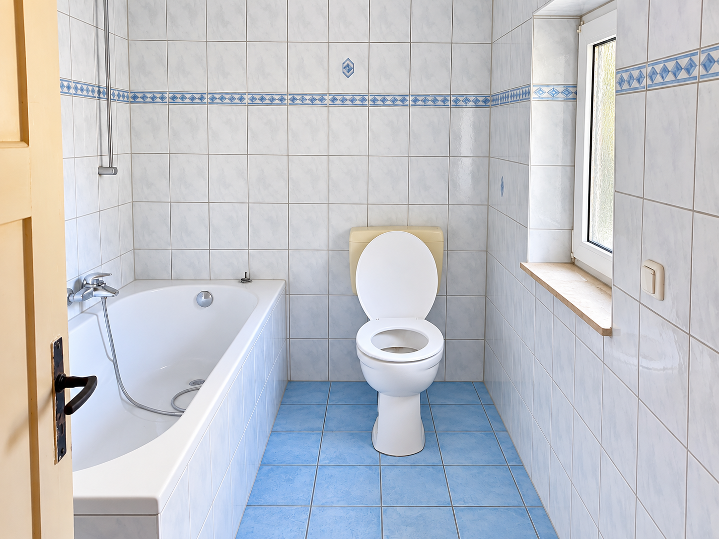 05_Badezimmer_blau