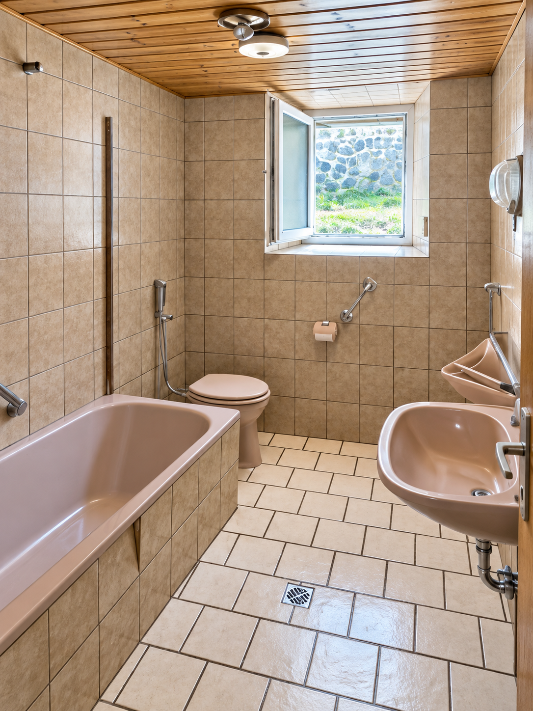 06_Badezimmer_braun